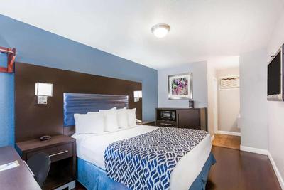 Days Inn by Wyndham Austin/University/Downtown
