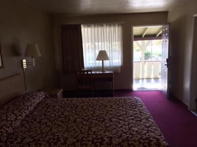 Vino Inn and Suites