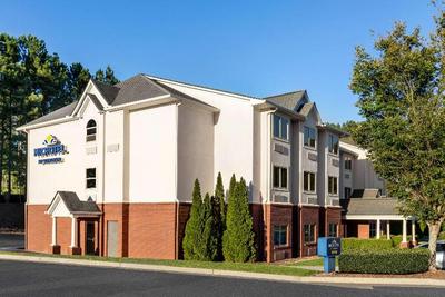 Microtel Inn & Suites By Wyndham Woodstock/Atlant