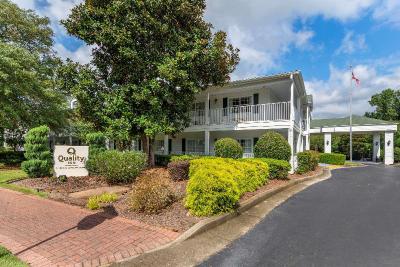 Quality Inn Fayetteville Nr Historic Downtown Sq
