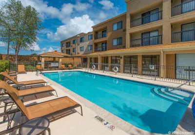 Courtyard Albany