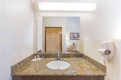 Super 8 by Wyndham Abilene South