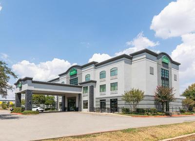 Wingate By Wyndham Round Rock Hotel & Conference