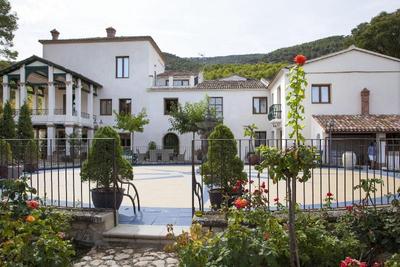 Hotel Rural Masia La Mota 