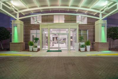 Hyatt Regency Suites Atlanta Nw