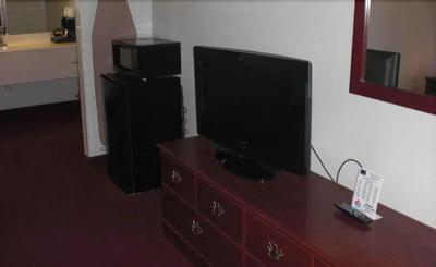 The Executive Inn & Suites