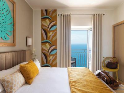 SantaTeresa Hotel