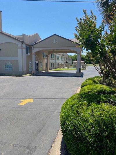 SureStay Hotel by Best Western Alexandria