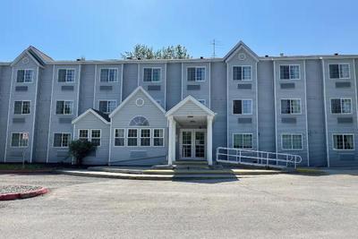 Baymont Inn & Suites by Wyndham Anchorage Airport