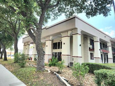 Days Inn by Wyndham San Marcos