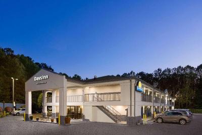 Days Inn by Wyndham Acworth