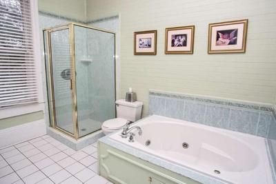 Coombs Inn & Suites, Ascend Hotel Collection