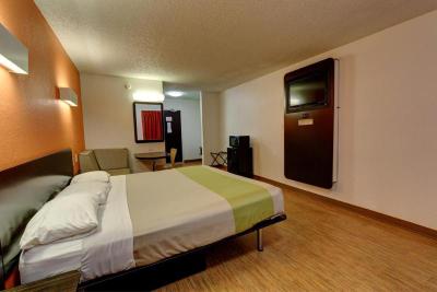 Motel 6 Houston-Hobby