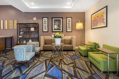 Holiday Inn Express Hotel & Suites Houston-Alvin