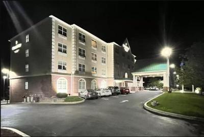 Country Inn & Suites Harrisburg Hershey West