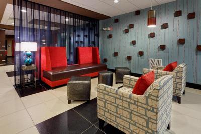 Holiday Inn Express Hotel & Suites York NE - Marke
