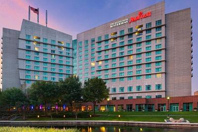 The Woodlands Waterway Marriott Hotel & Convention