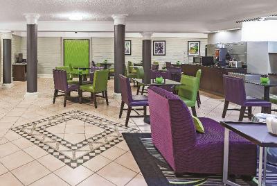 Travelodge by Wyndham Houston Cy-Fair
