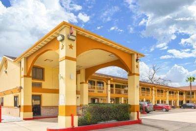 Americas Best Value Inn Houston at I-45 & Loop 610