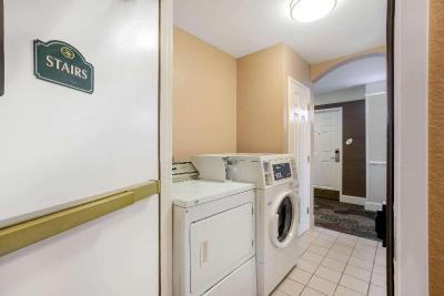 La Quinta Inn and Suites Hesperia-Victorville