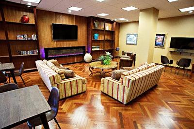 Holiday Inn Express Hotel & Suites Harrisburg West