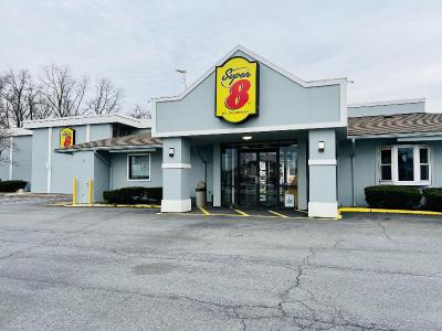 Super 8 by Wyndham Carlisle North