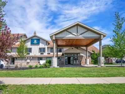 White Pine Inn & Suites