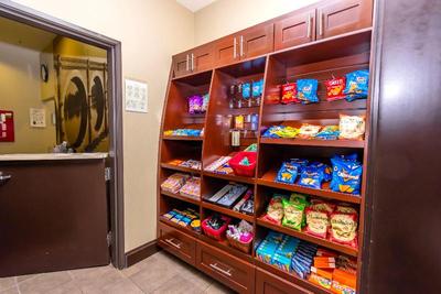 Staybridge Suites Houston IAH - Beltway 8