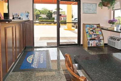 Howard Johnson by Wyndham Houston Heights/Downtown