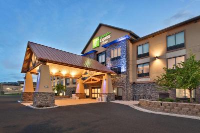 Holiday Inn Express Hotel & Suites Helena