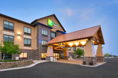 Holiday Inn Express Hotel & Suites Helena