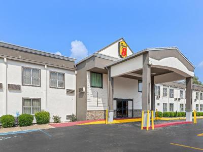 Super 8 by Wyndham Athens