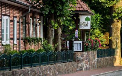 Acht Linden