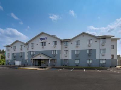 Spark by Hilton Carlisle South 