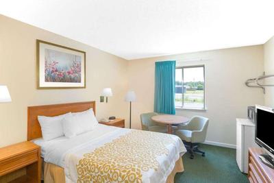Econo Lodge Cherry Point