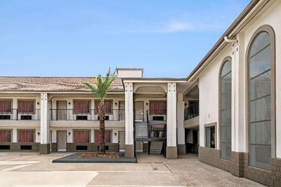 Super 8 by Wyndham Houston/Dtwn/I-610