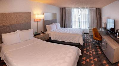 Wyndham Houston Hobby Airport