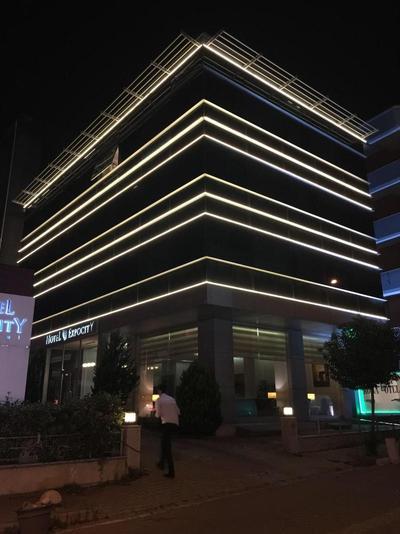 Expocity Hotel