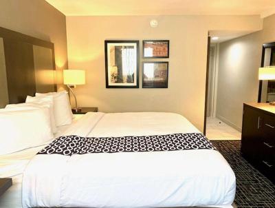 La Quinta Inn & Suites Indianapolis Downtown