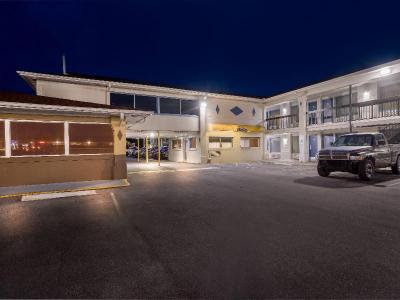 Days Inn by Wyndham Jacksonville NC