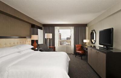 Sheraton Indianapolis City Centre