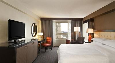 Sheraton Indianapolis City Centre