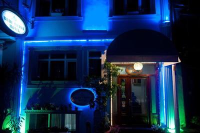 Blue Tuana Hotel