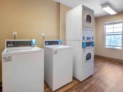 Extended Stay America - Indianapolis - Northwest -