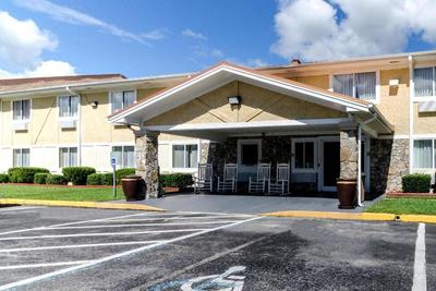 Rodeway Inn & Suites Jacksonville Near Camp Lejeun