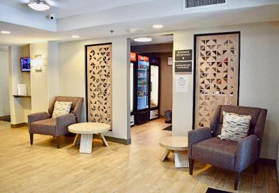 Candlewood Suites Indianapolis Downtown Medical Di
