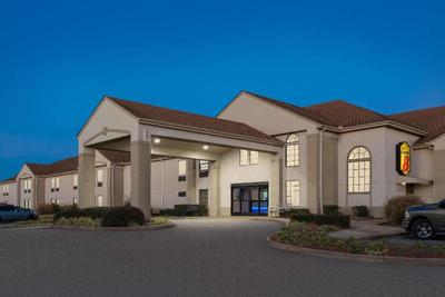Super 8 by Wyndham Olive Branch