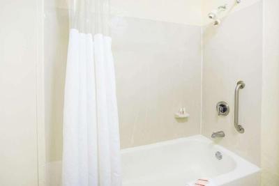 Baymont by Wyndham Wilmington