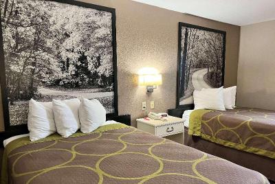 Super 8 by Wyndham Indianapolis/Emerson Ave