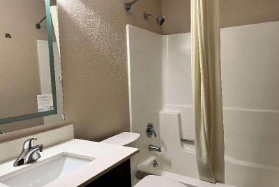 Super 8 by Wyndham Indianapolis/Emerson Ave